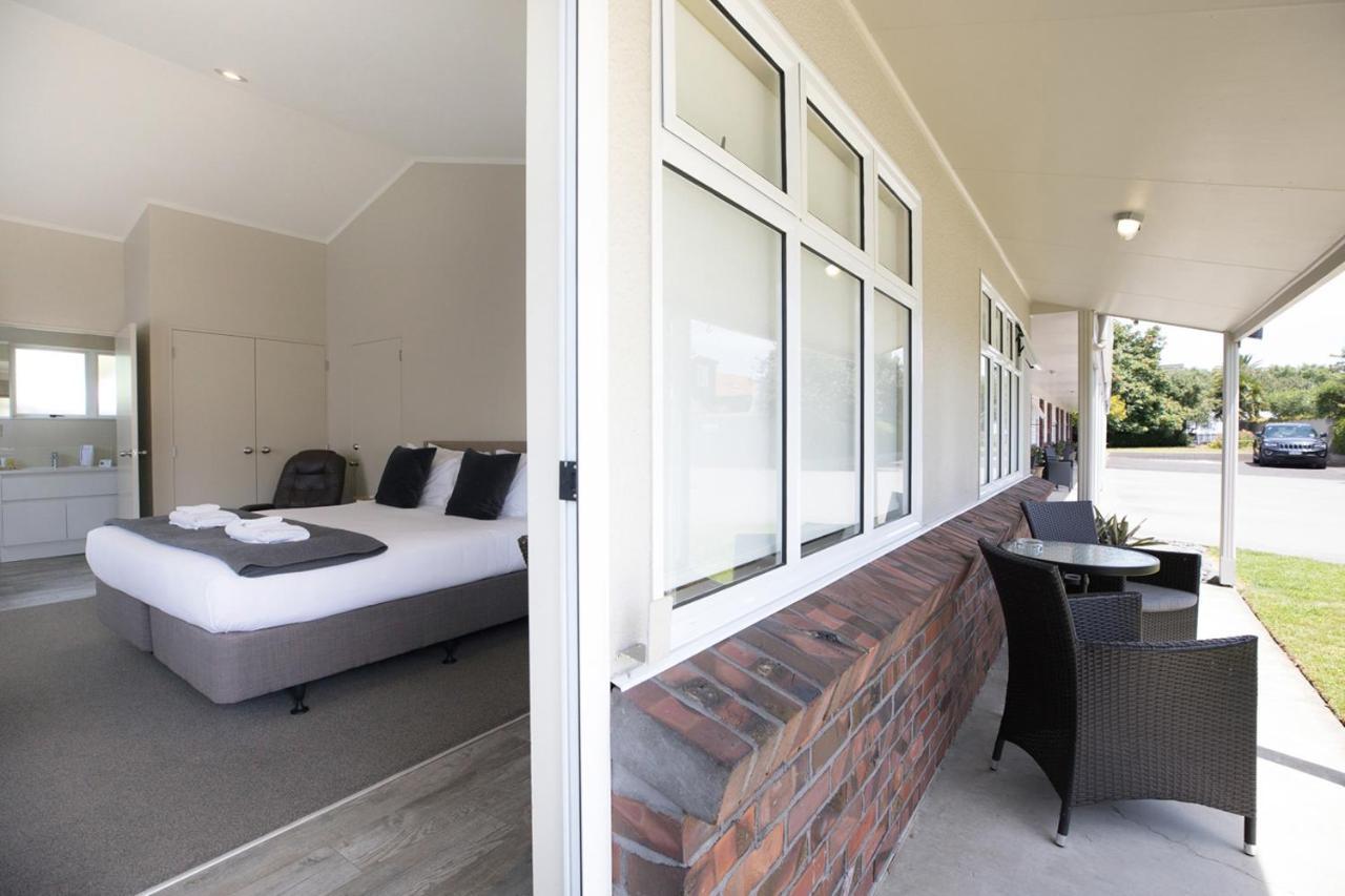 Colonial Court Motor Inn Tauranga Ngoại thất bức ảnh